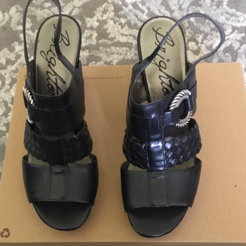 Brighton venti sandal